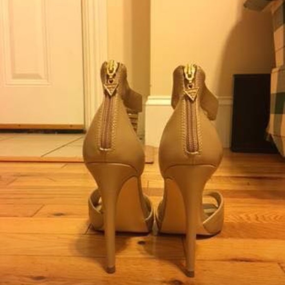 Guess Nude Leather Stilettos - Picture 5 of 5